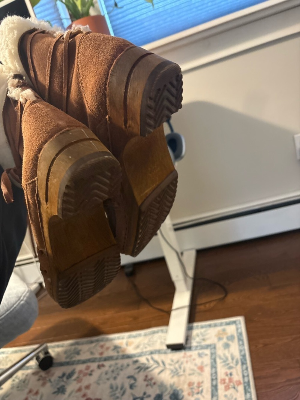 Cozy Suede Faux-Shearling Ankle Boots in Brown - Picture 7 of 9